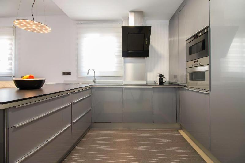 Plaza De Espana Boutique Apartment Нерха Экстерьер фото