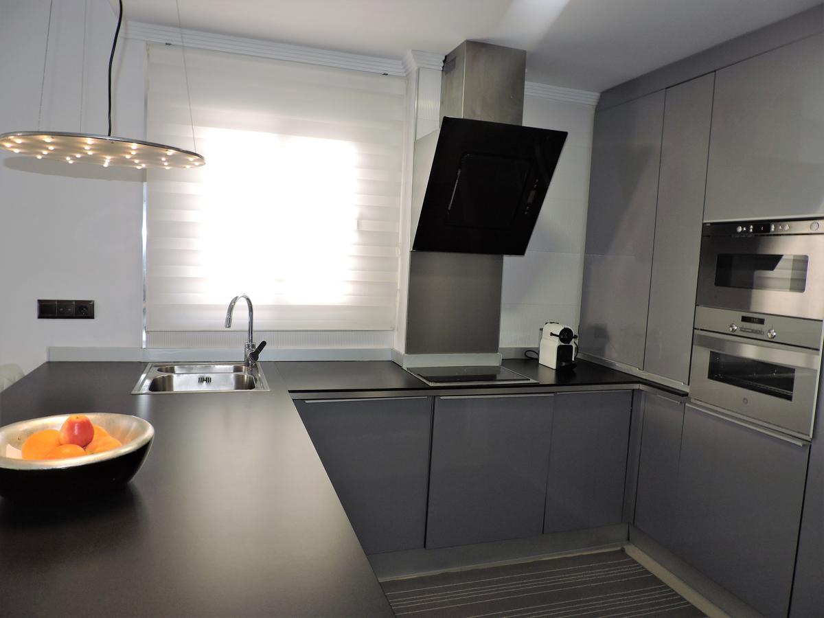 Plaza De Espana Boutique Apartment Нерха Экстерьер фото