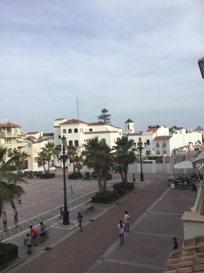 Plaza De Espana Boutique Apartment Нерха Экстерьер фото