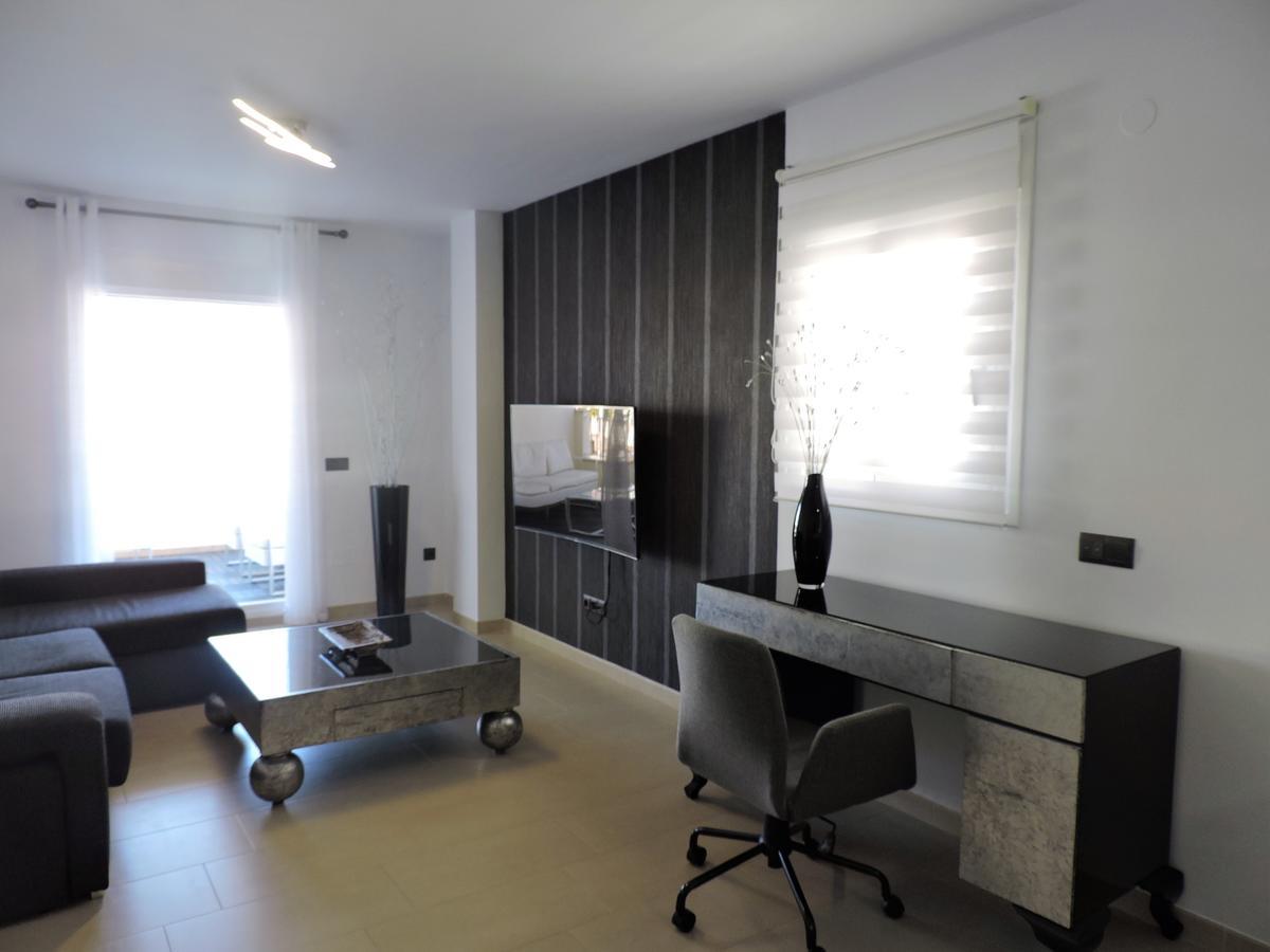 Plaza De Espana Boutique Apartment Нерха Экстерьер фото
