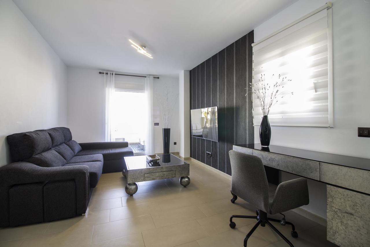 Plaza De Espana Boutique Apartment Нерха Экстерьер фото